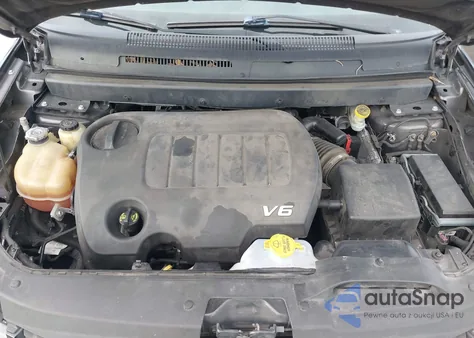 2019 Dodge Journey Crossroad z USA, uszkodzony, nr VIN 3C4PDCGGXKT716949